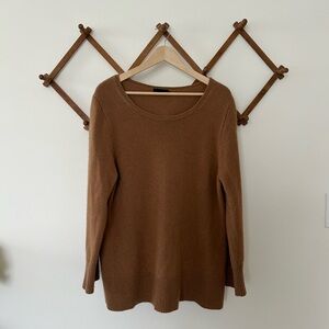 💫J. Crew Women's Tan Crew Neck Sweater